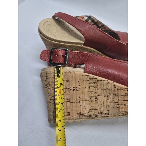 Crocs A Leigh Red Leather Cork Wedge Heel Slingback Sandal Shoes 11848 Women 8 - Picture 4 of 13